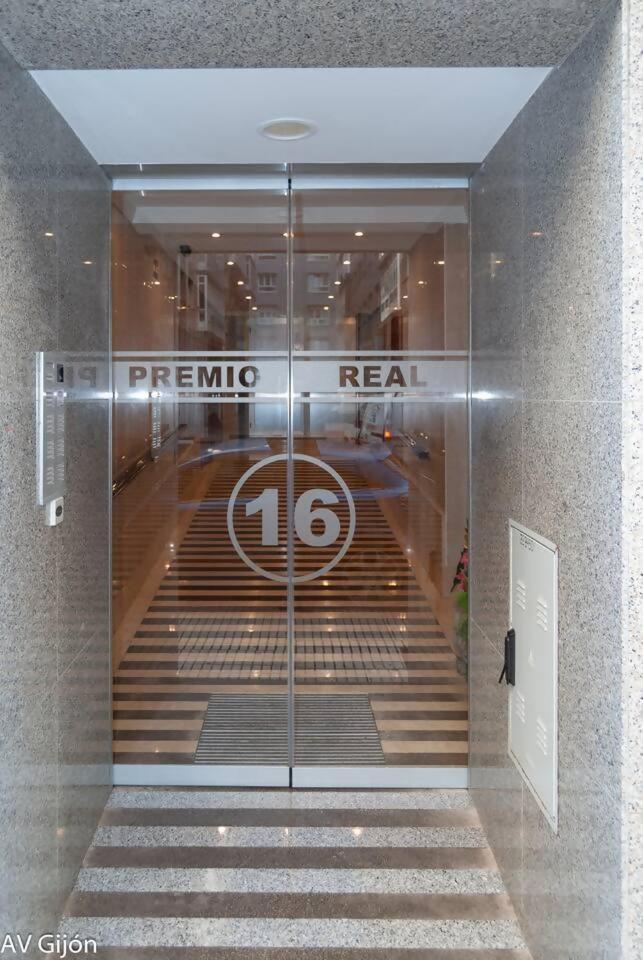 Ferienwohnung Av Premio Real 16 Gijón Exterior foto