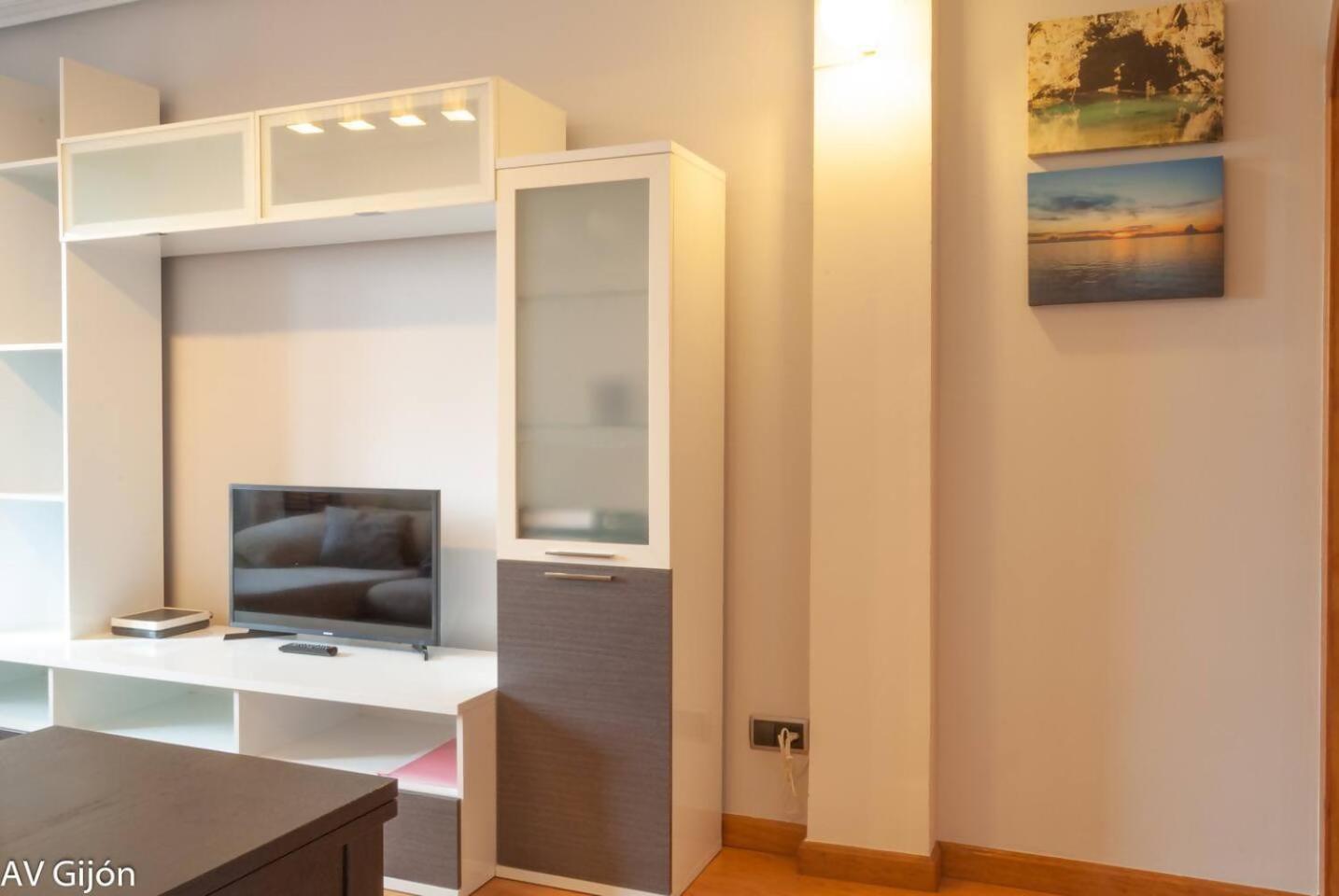 Ferienwohnung Av Premio Real 16 Gijón Exterior foto